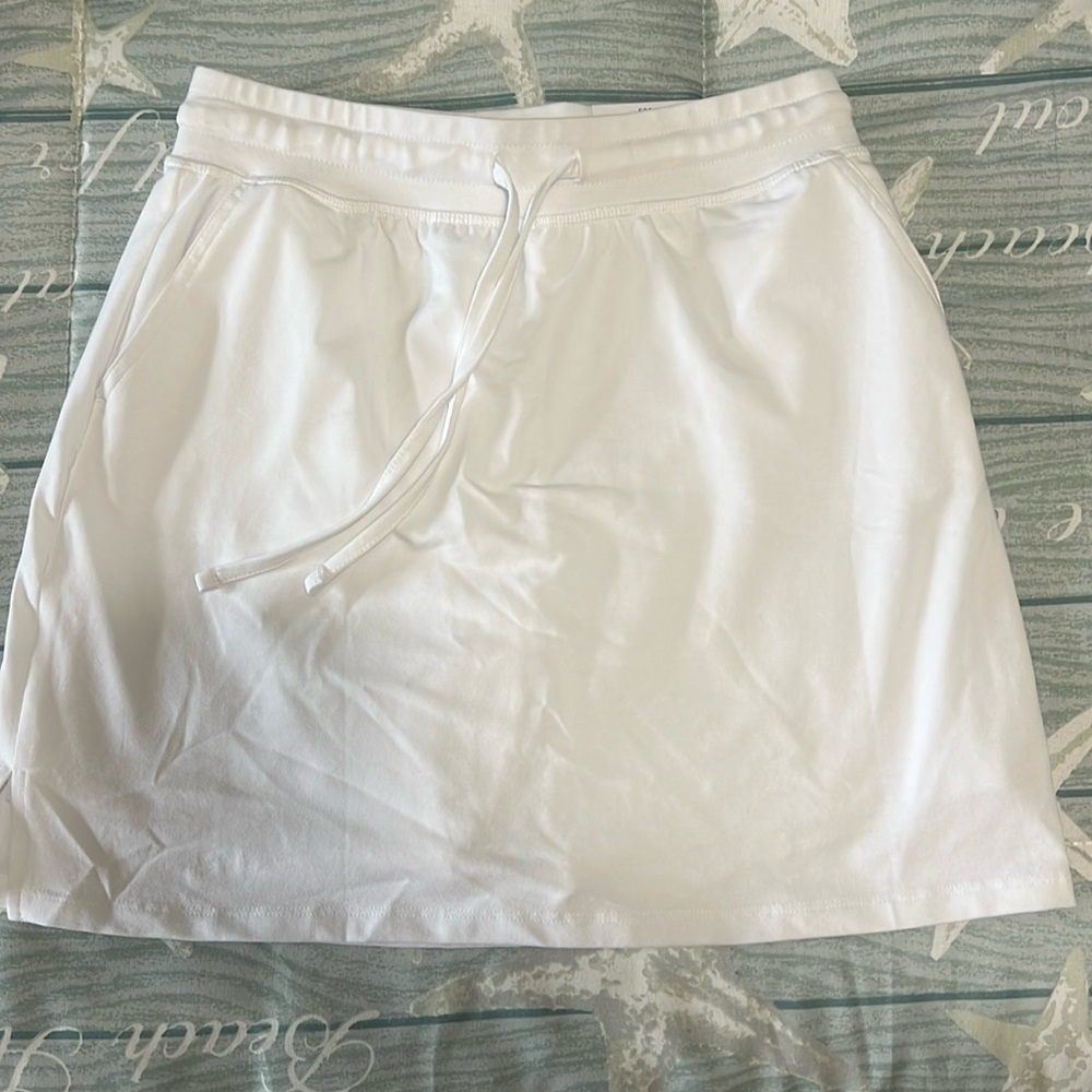 Style&Co petite size skort.